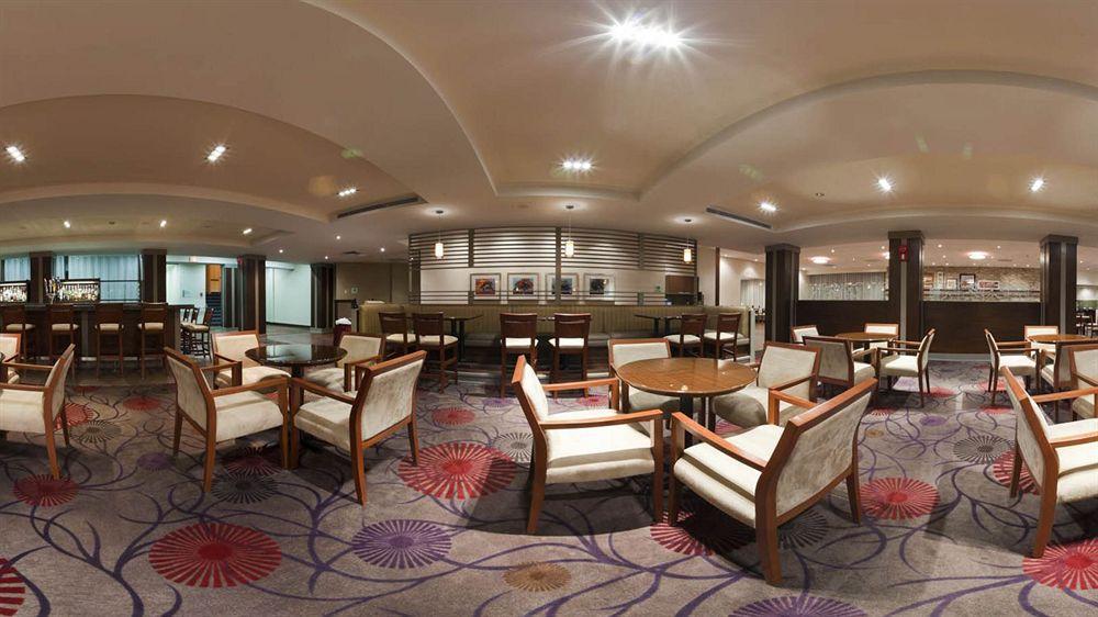 Allure Hotel & Conference Centre, Ascend Hotel Collection Barrie Bagian luar foto