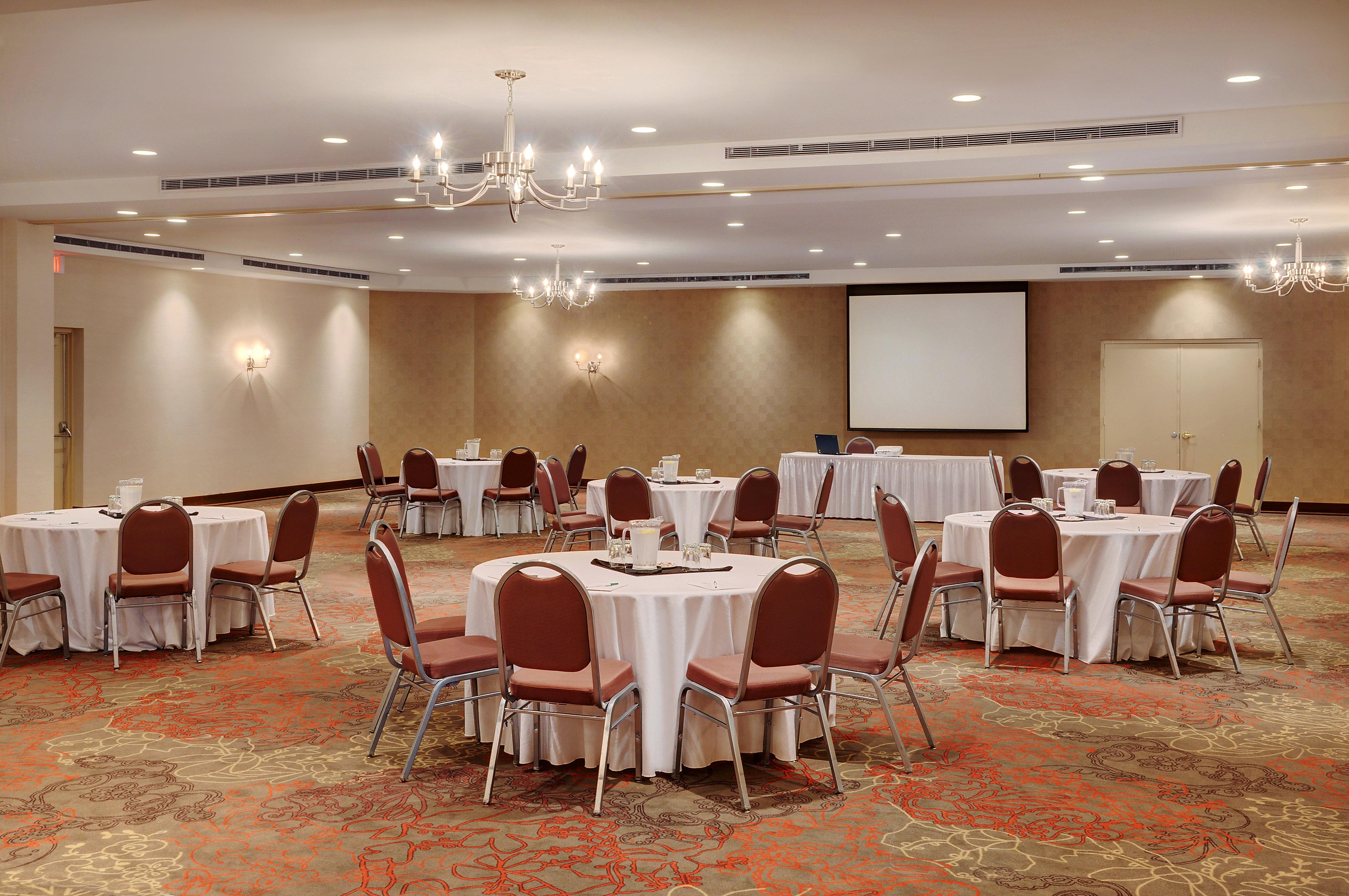 Allure Hotel & Conference Centre, Ascend Hotel Collection Barrie Bagian luar foto