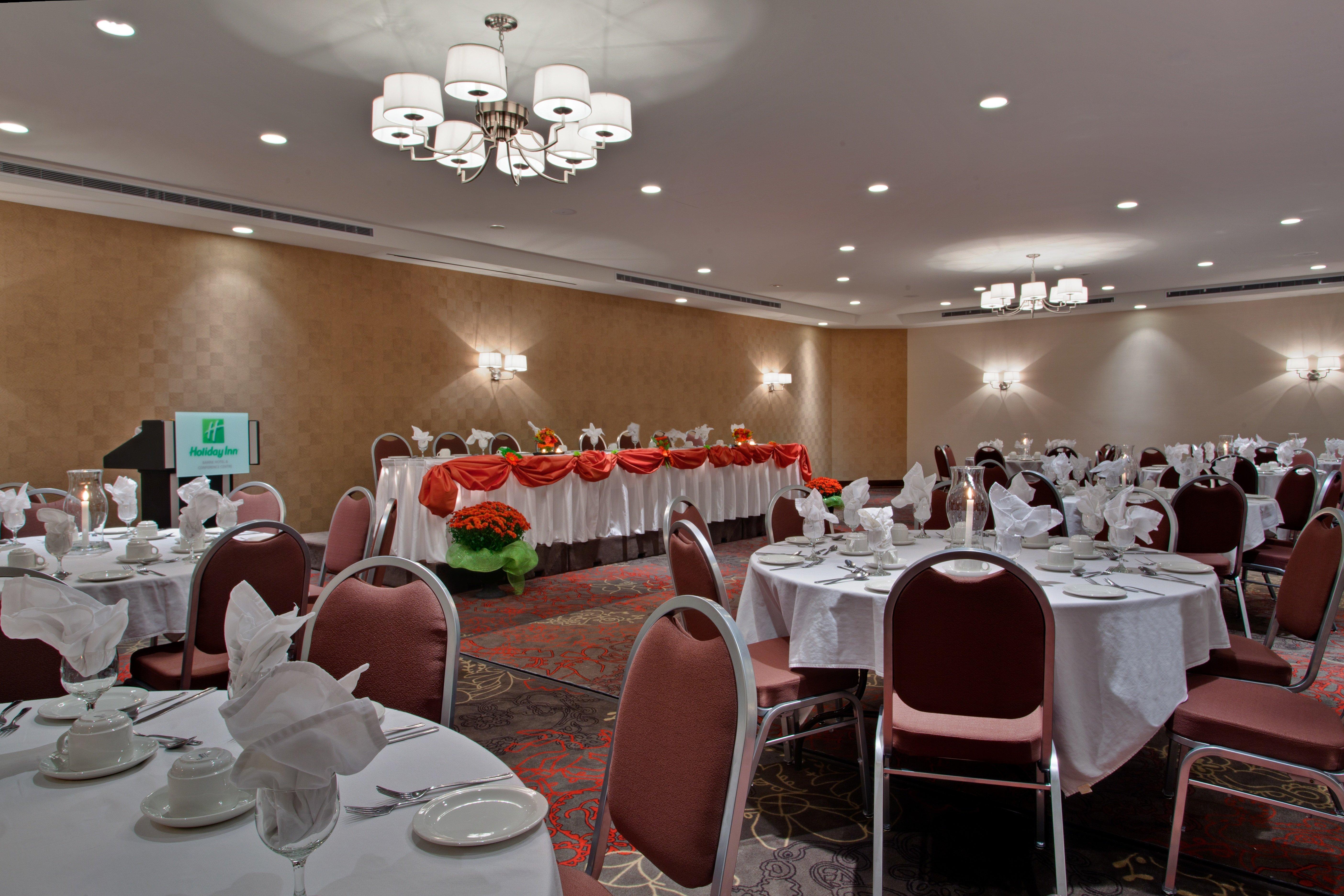 Allure Hotel & Conference Centre, Ascend Hotel Collection Barrie Bagian luar foto
