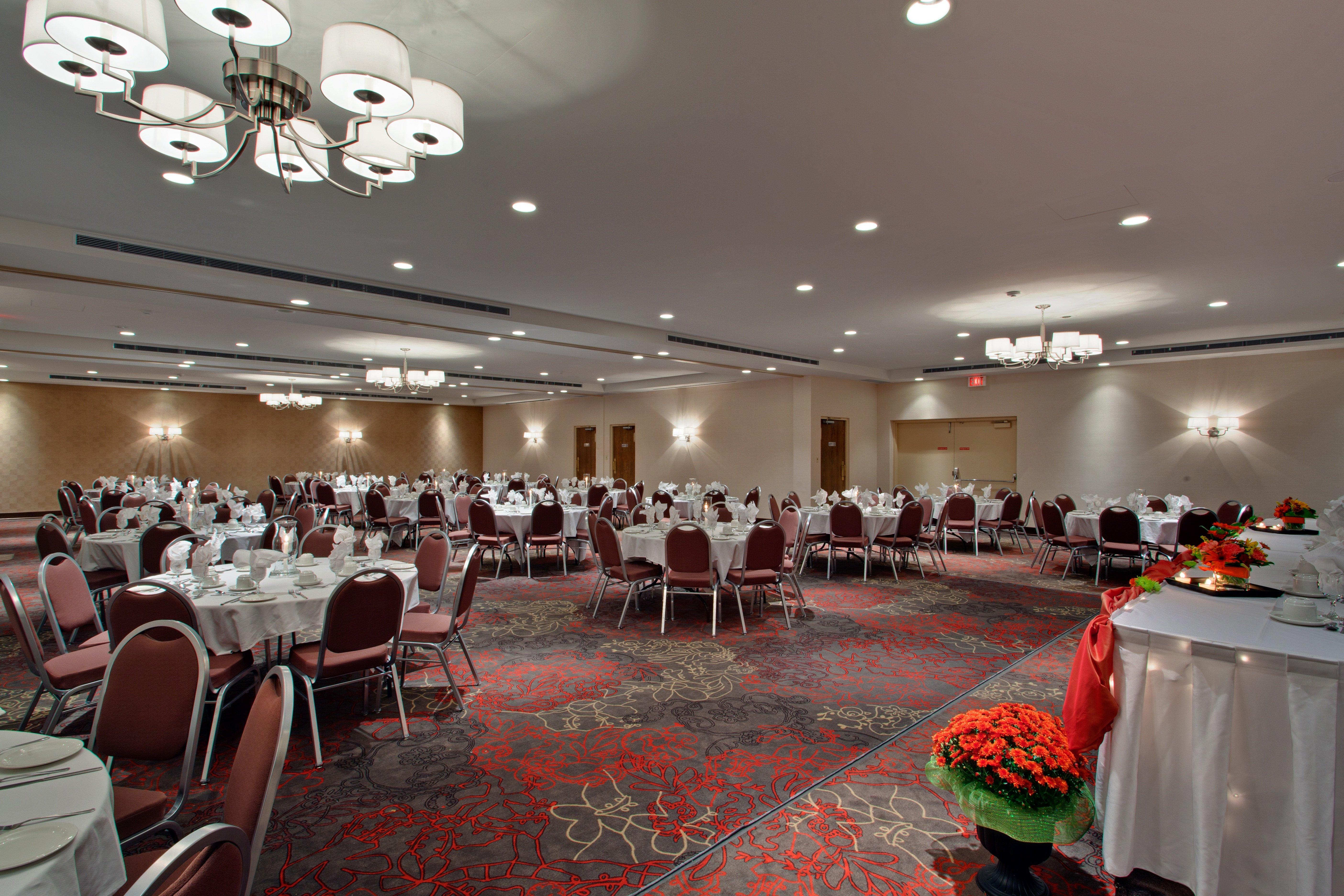 Allure Hotel & Conference Centre, Ascend Hotel Collection Barrie Bagian luar foto