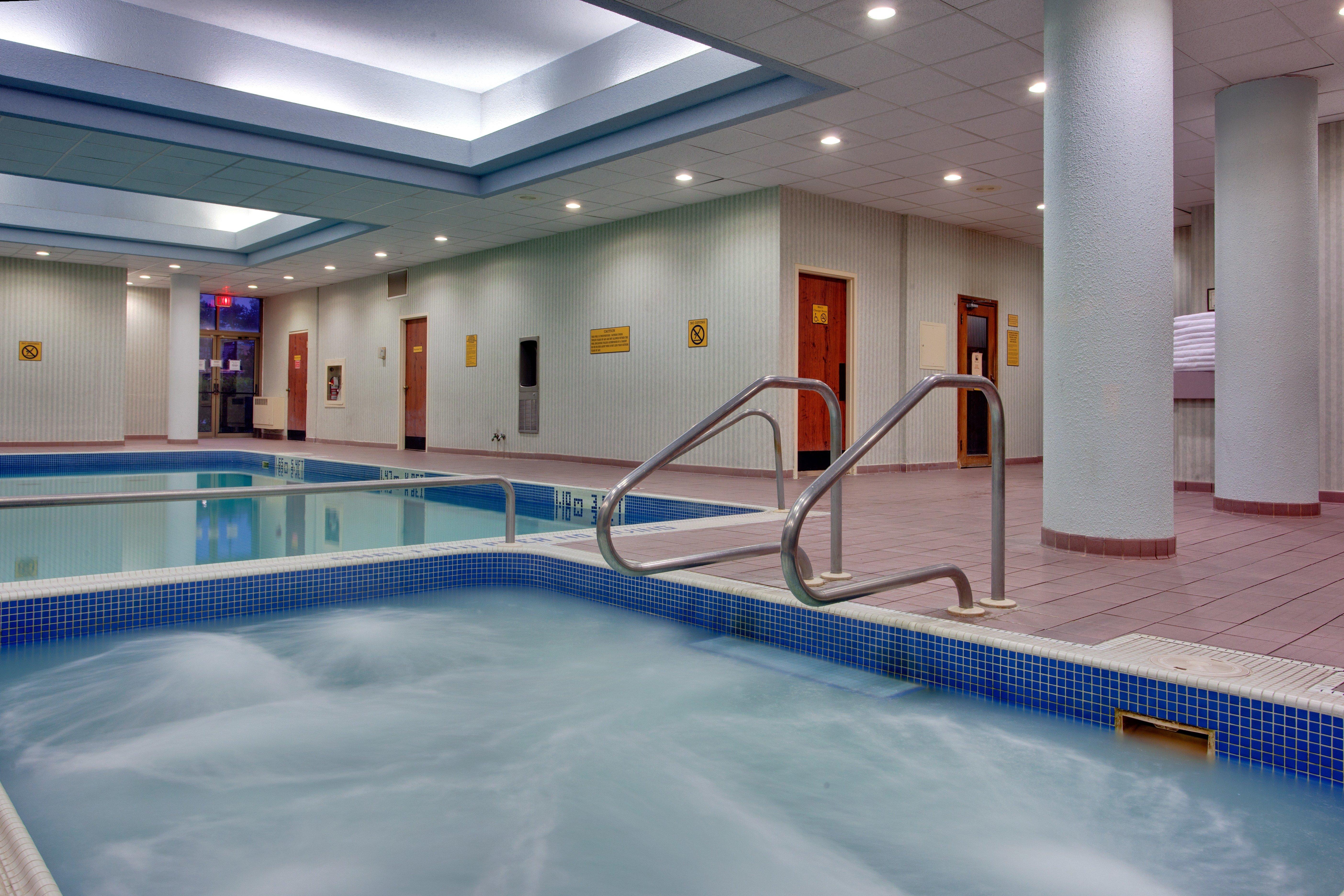 Allure Hotel & Conference Centre, Ascend Hotel Collection Barrie Bagian luar foto