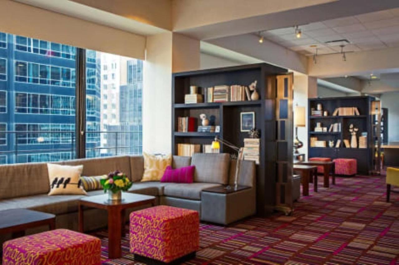 Allure Hotel & Conference Centre, Ascend Hotel Collection Barrie Bagian luar foto