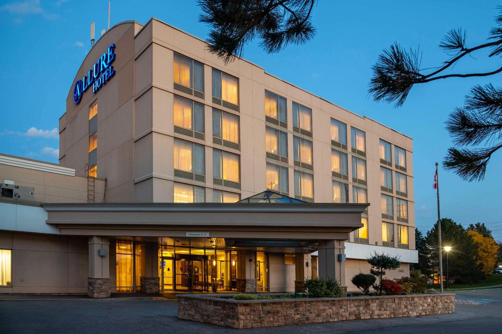 Allure Hotel & Conference Centre, Ascend Hotel Collection Barrie Bagian luar foto