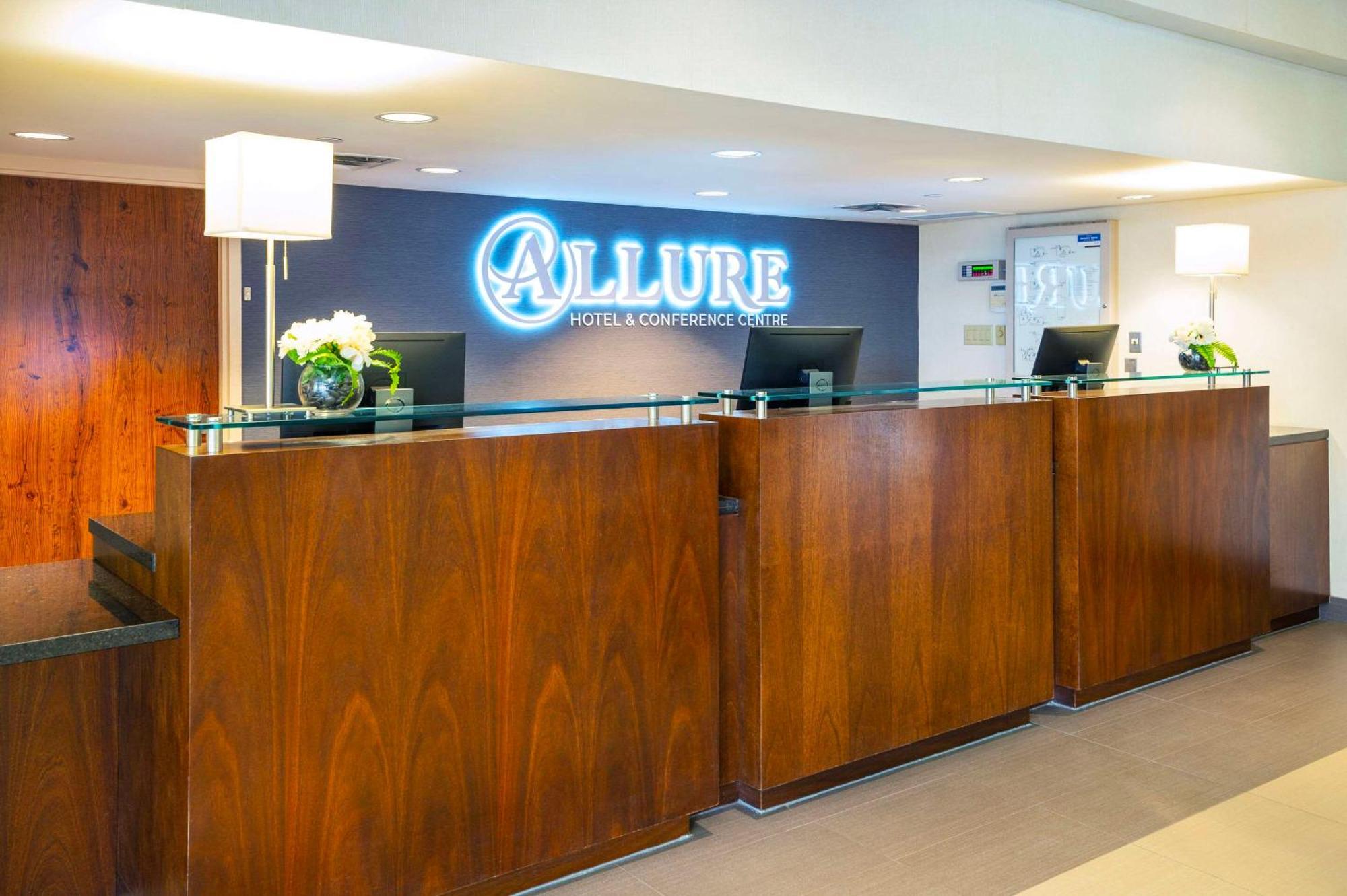 Allure Hotel & Conference Centre, Ascend Hotel Collection Barrie Bagian luar foto