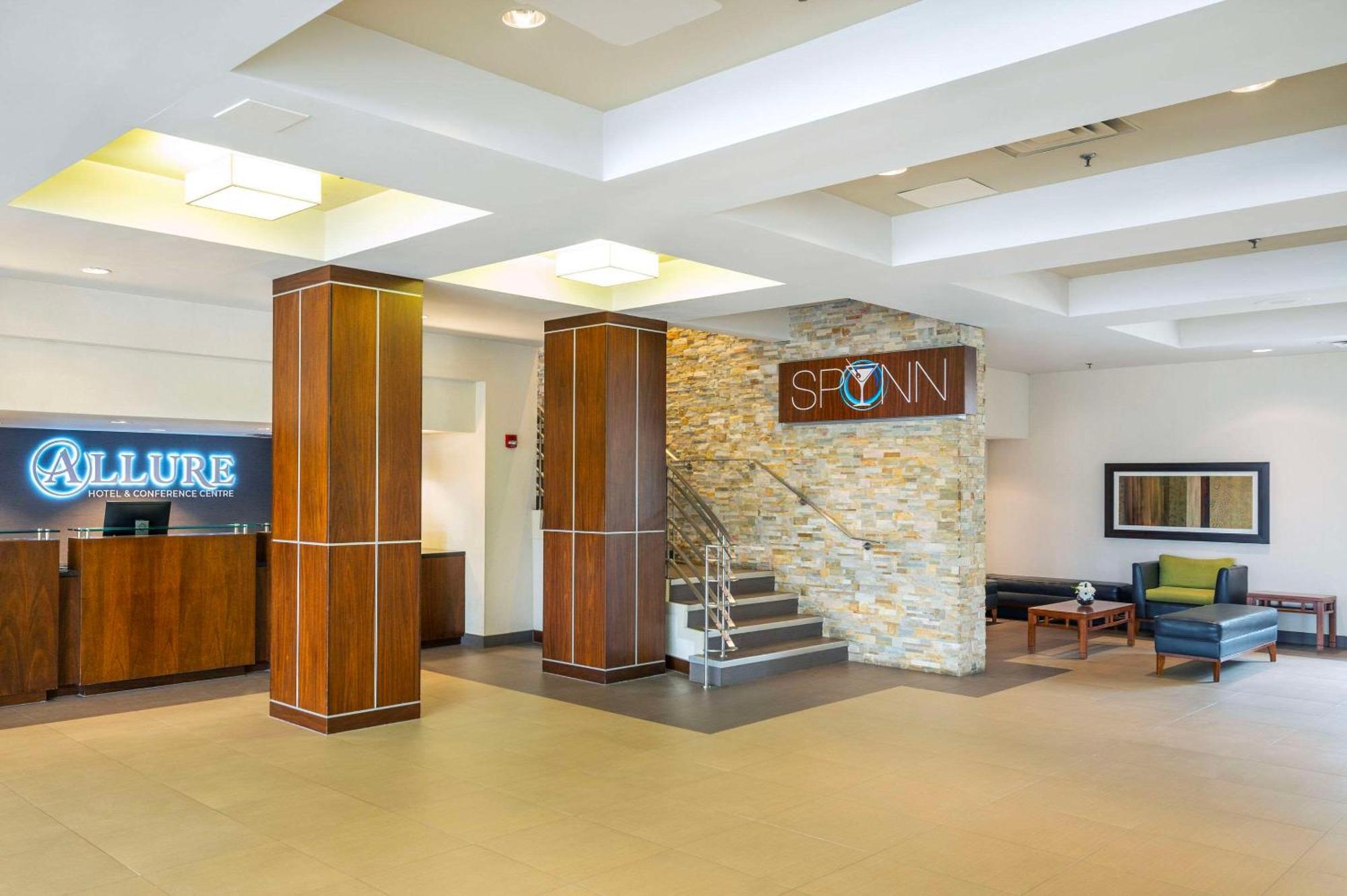 Allure Hotel & Conference Centre, Ascend Hotel Collection Barrie Bagian luar foto