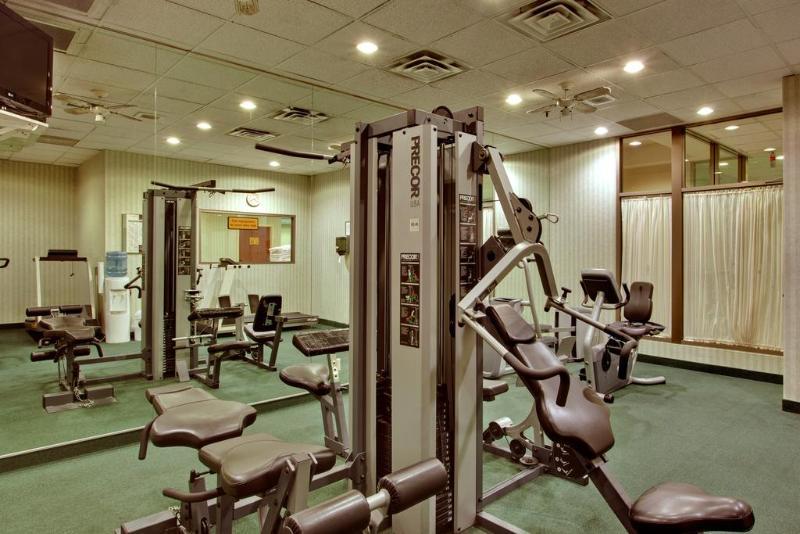 Allure Hotel & Conference Centre, Ascend Hotel Collection Barrie Bagian luar foto